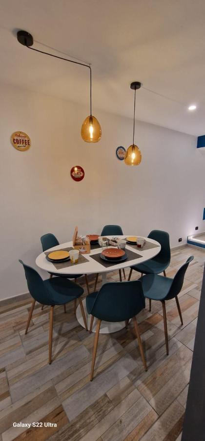 Blumon Guest House เนเปิลส์ ภายนอก รูปภาพ