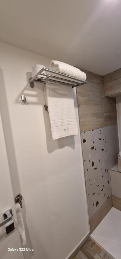 Blumon Guest House เนเปิลส์ ภายนอก รูปภาพ