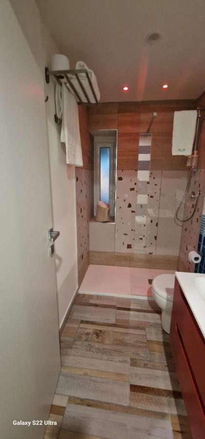 Blumon Guest House เนเปิลส์ ภายนอก รูปภาพ